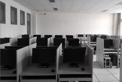 公共计算机实验室 全方位计算机服务的智慧平台